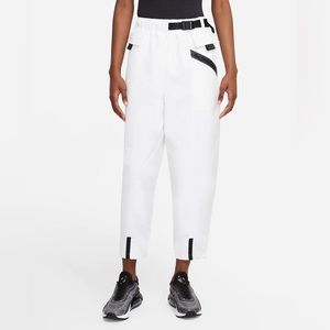 NWT Nike Sportswear Tech Pack Women's Curve Woven Trousers